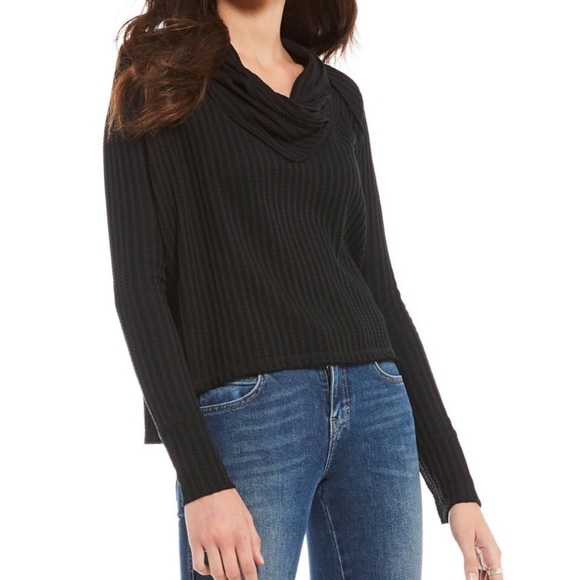 Free People Tops - Free People ribbed black thermal top